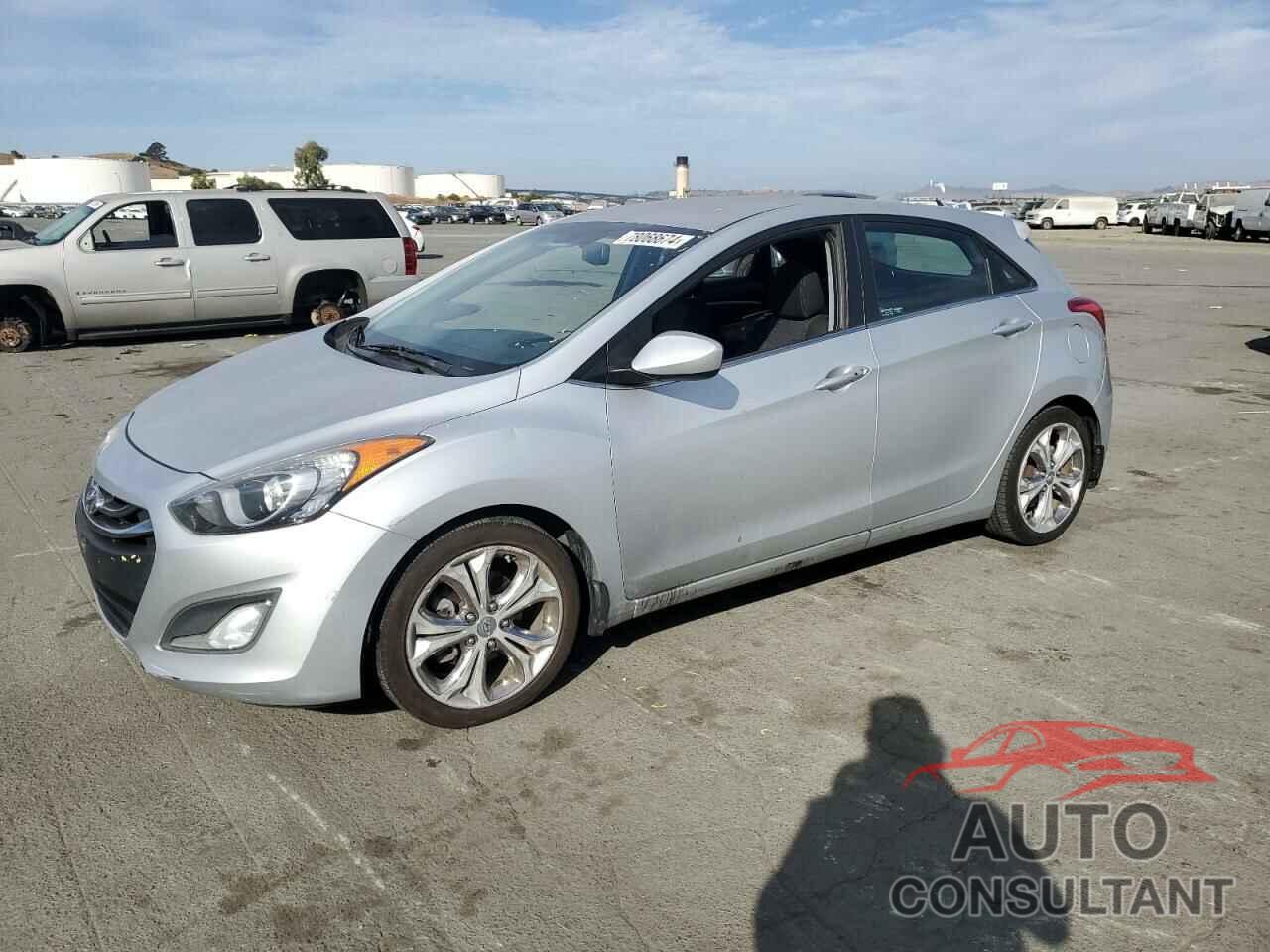 HYUNDAI ELANTRA 2013 - KMHD35LE0DU081475