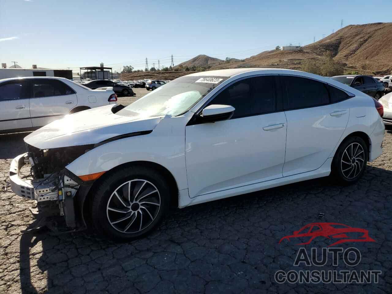 HONDA CIVIC 2018 - 19XFC2F58JE008565