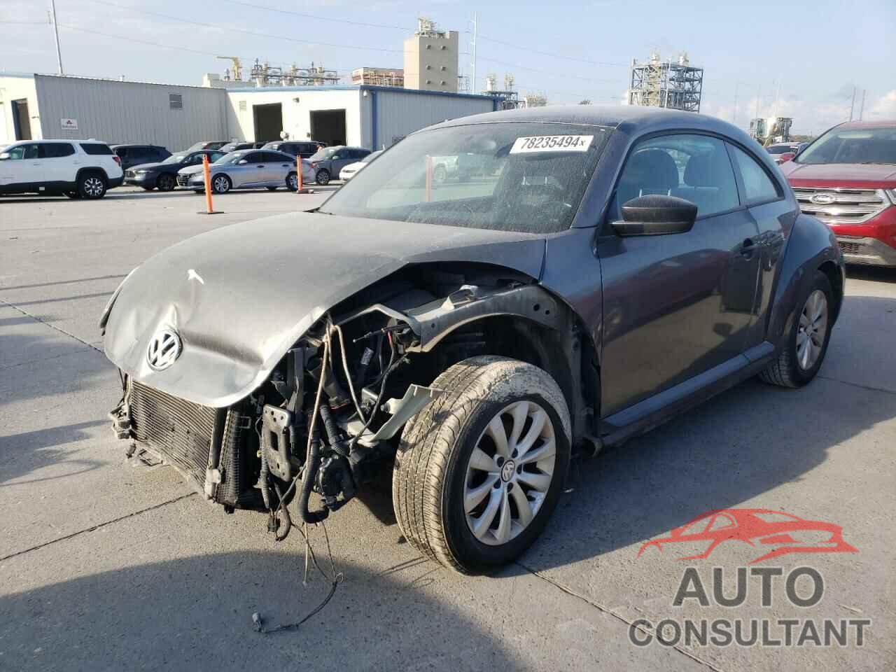 VOLKSWAGEN BEETLE 2018 - 3VWFD7AT6JM709995