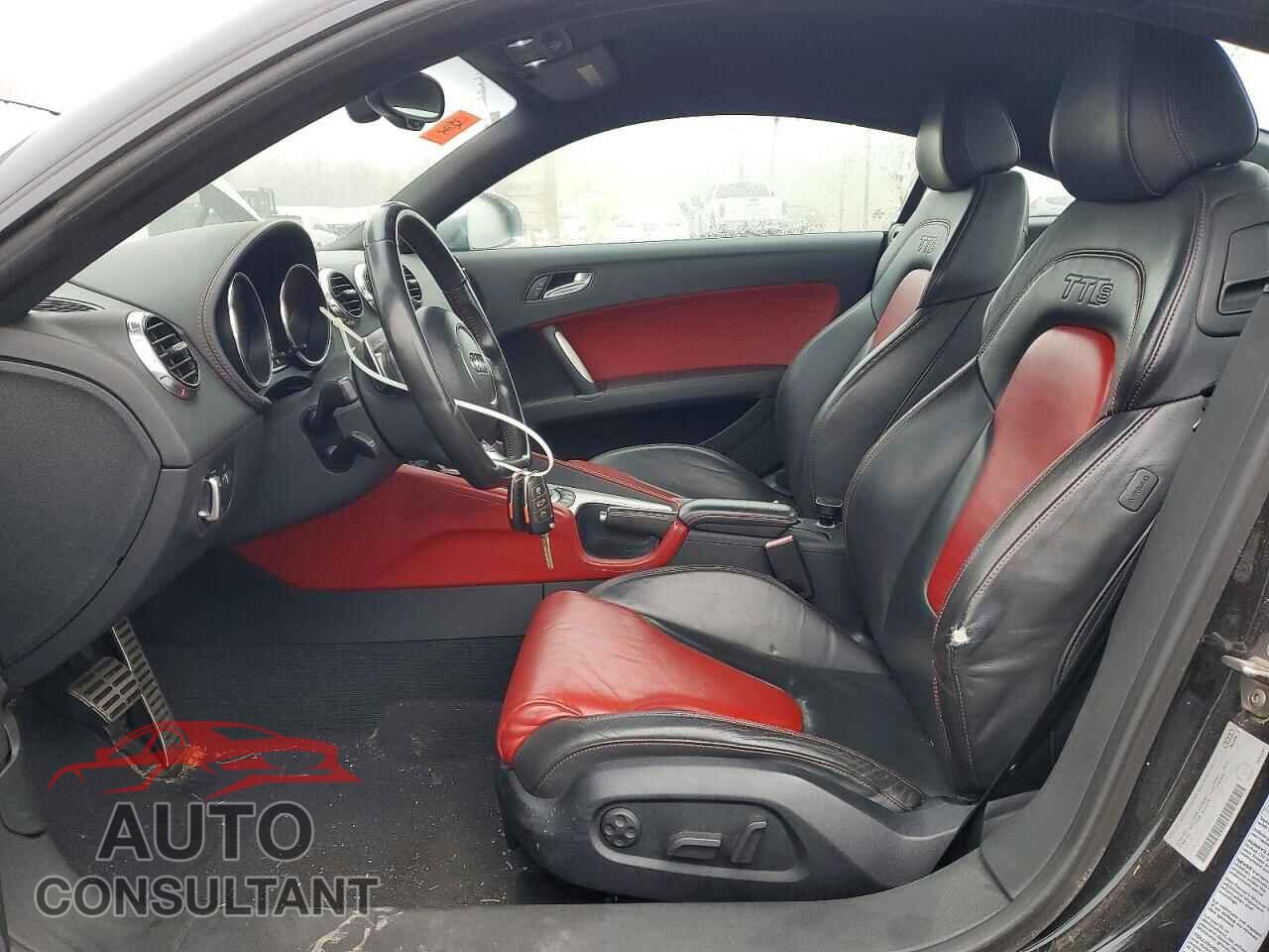 AUDI TTS 2011 - TRUB1AFK0B1001575