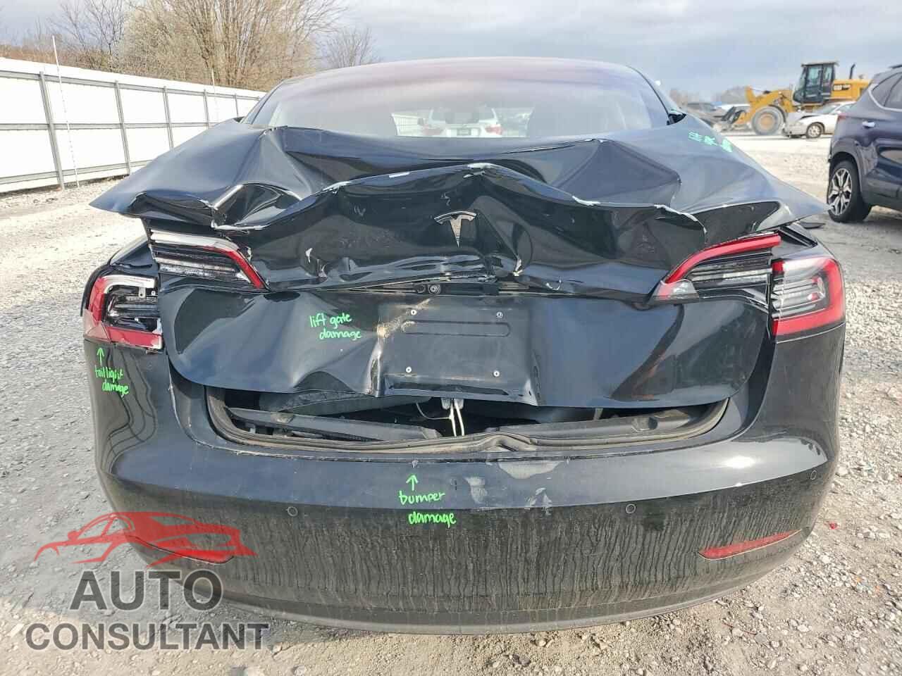 TESLA MODEL 3 2018 - 5YJ3E1EA7JF033800