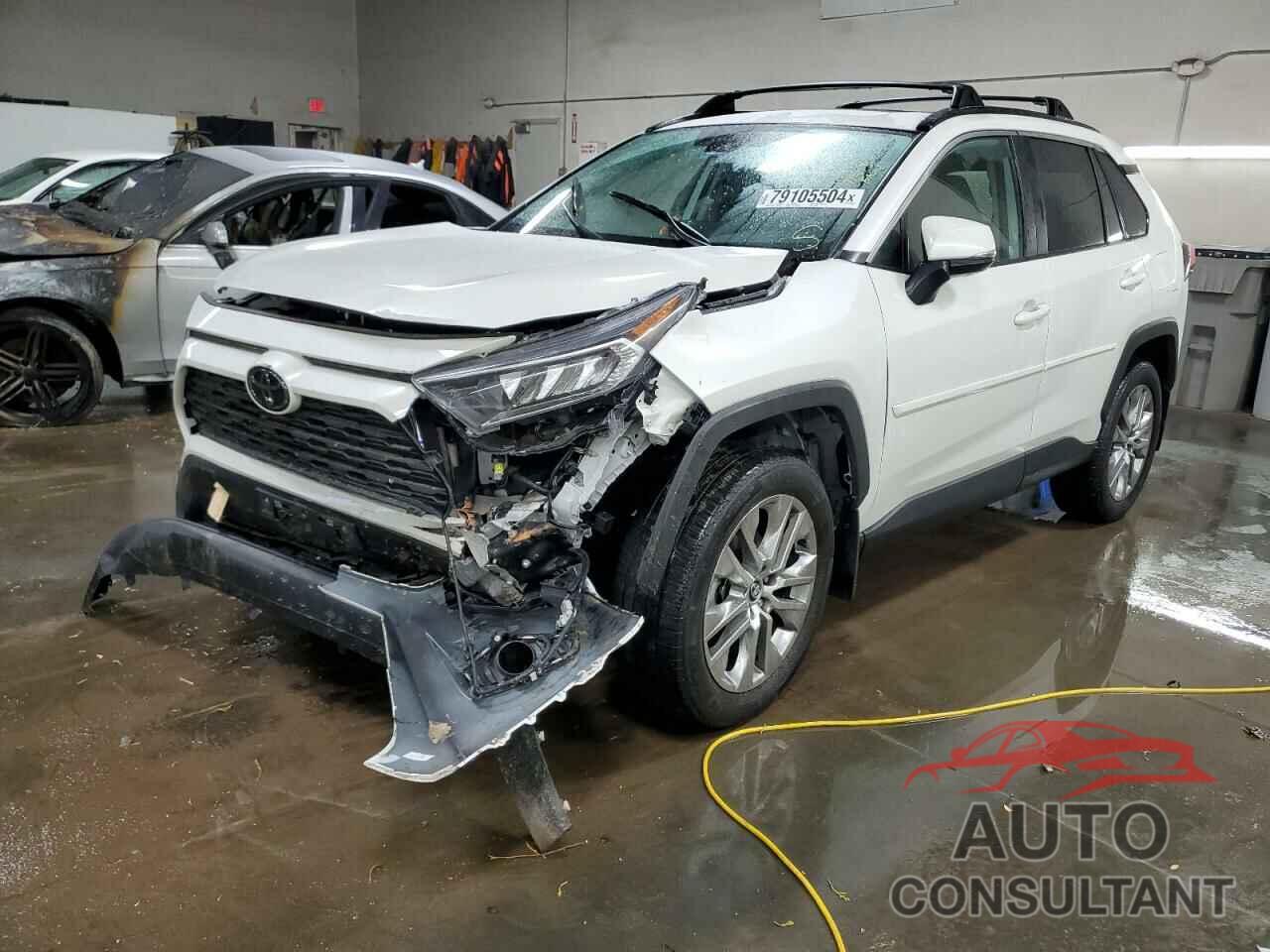 TOYOTA RAV4 2021 - 2T3A1RFV2MW145230