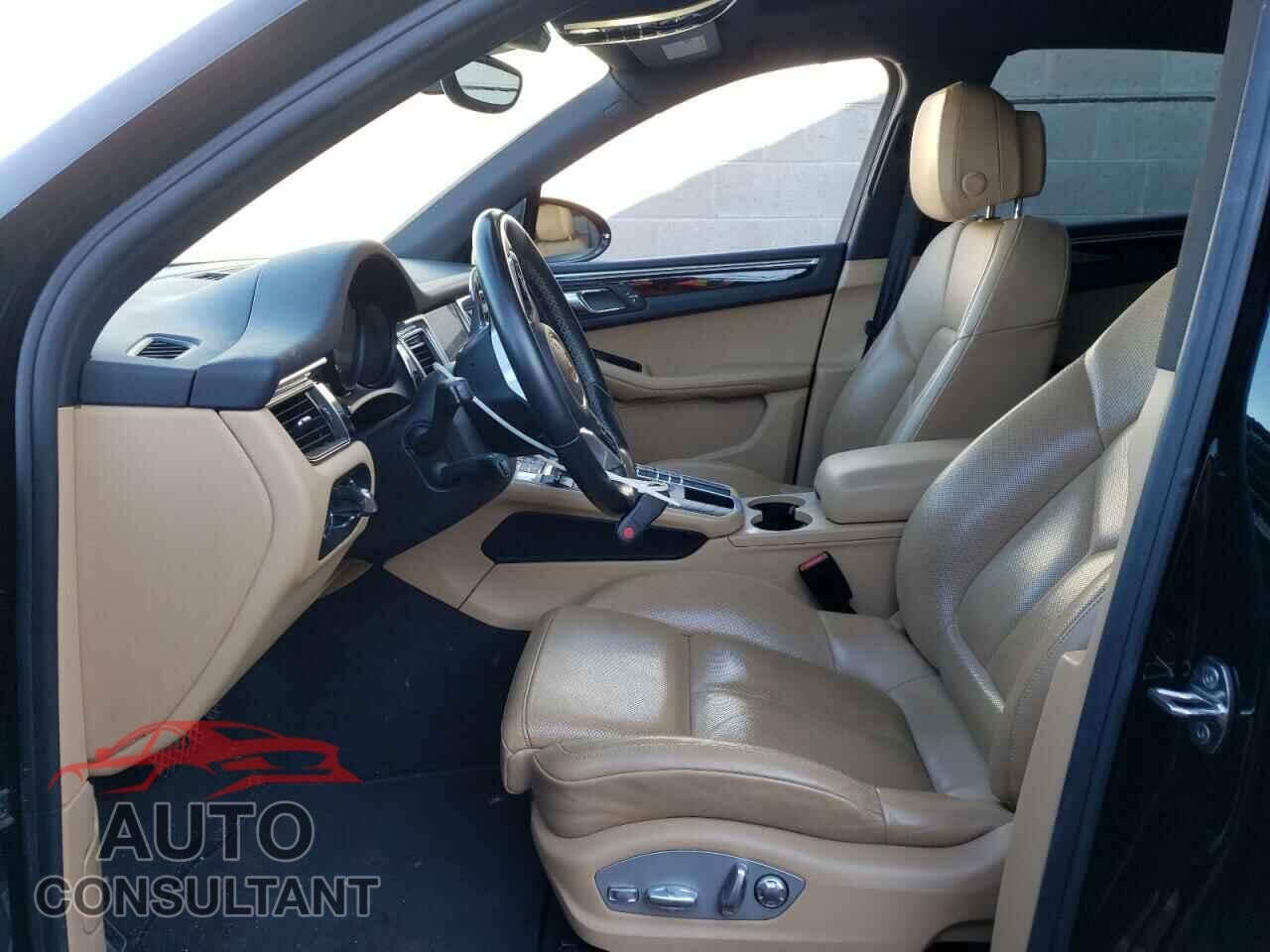 PORSCHE MACAN 2017 - WP1AA2A54HLB01204
