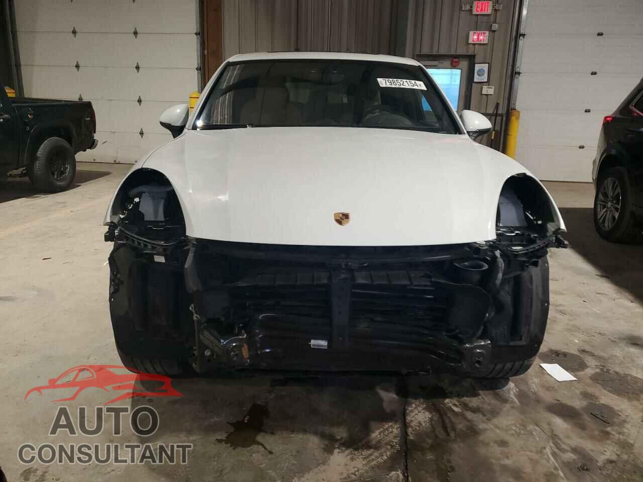 PORSCHE CAYENNE 2016 - WP1AA2A2XGLA10975