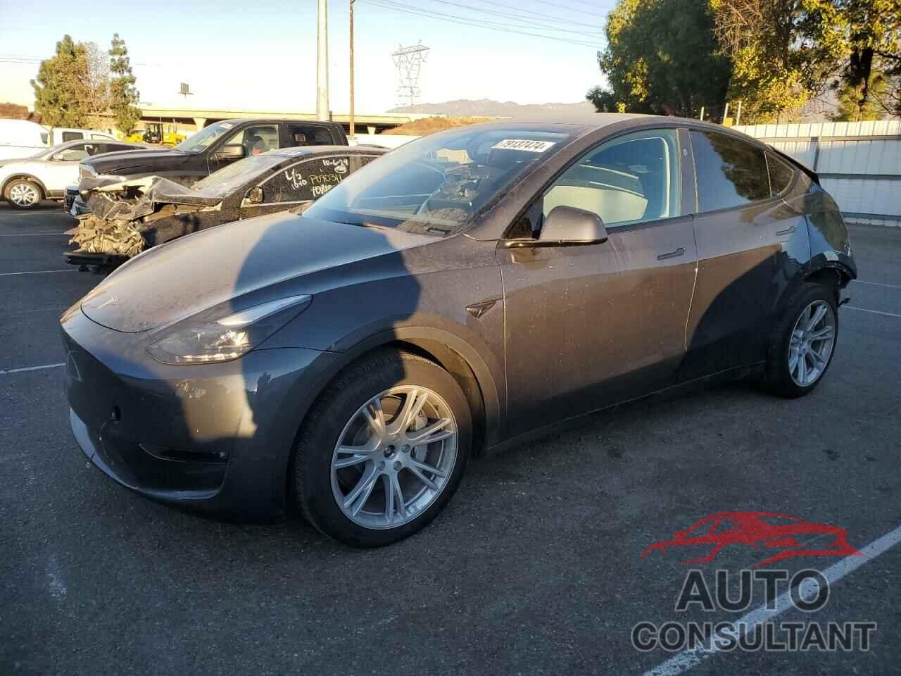 TESLA MODEL Y 2023 - 7SAYGAEE9PF847784