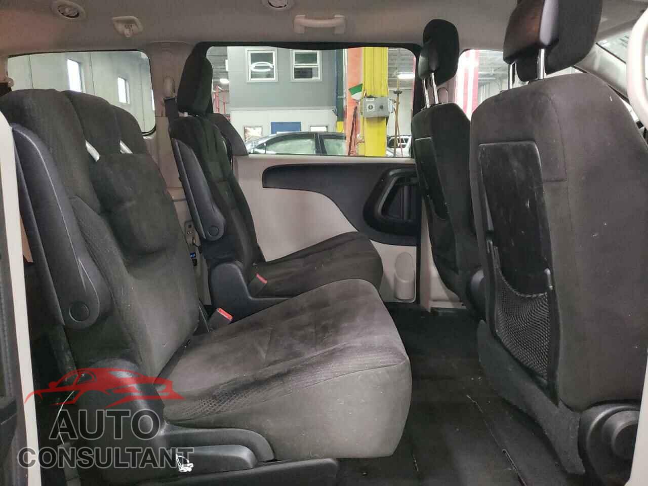 DODGE CARAVAN 2015 - 2C4RDGCG7FR555913