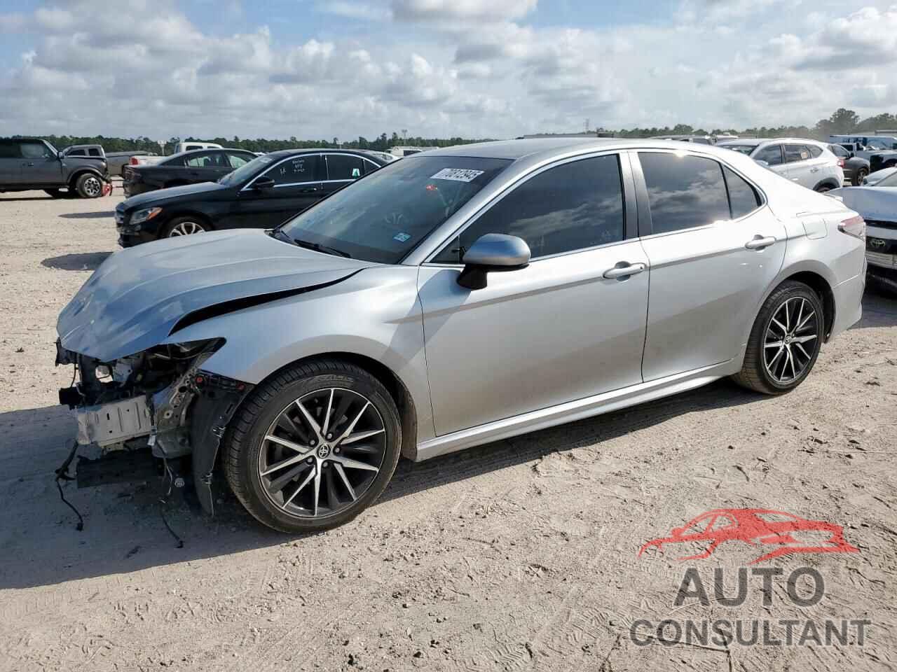 TOYOTA CAMRY 2021 - 4T1G11AK5MU413544