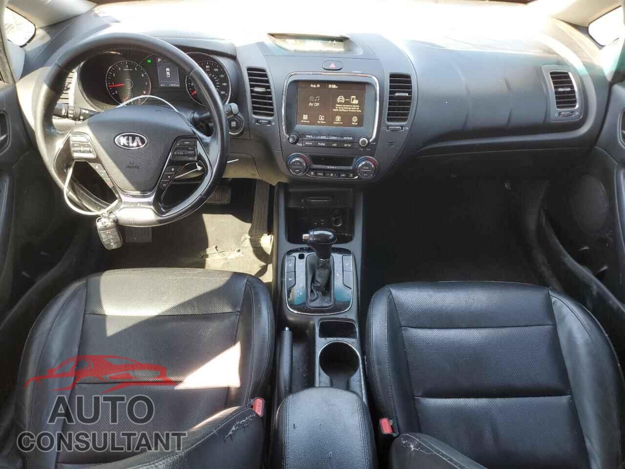 KIA FORTE 2017 - 3KPFL4A89HE123750