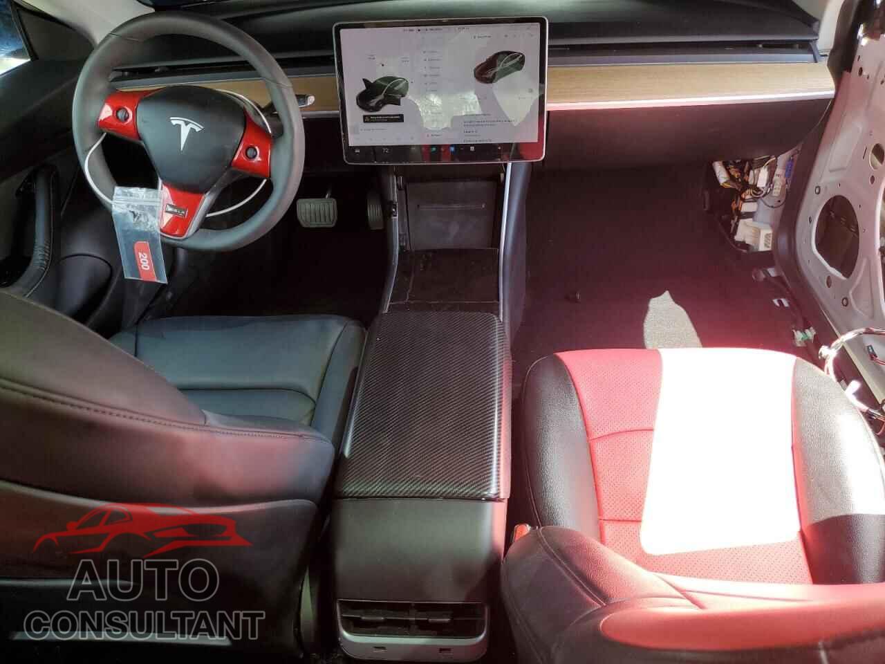 TESLA MODEL 3 2020 - 5YJ3E1EA2LF706477