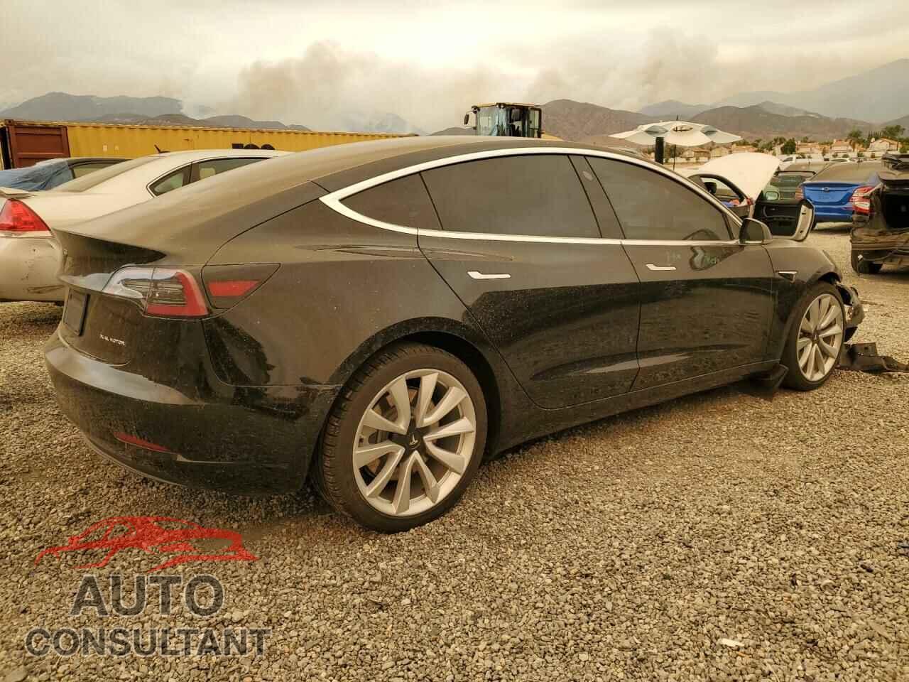 TESLA MODEL 3 2019 - 5YJ3E1EB8KF434170