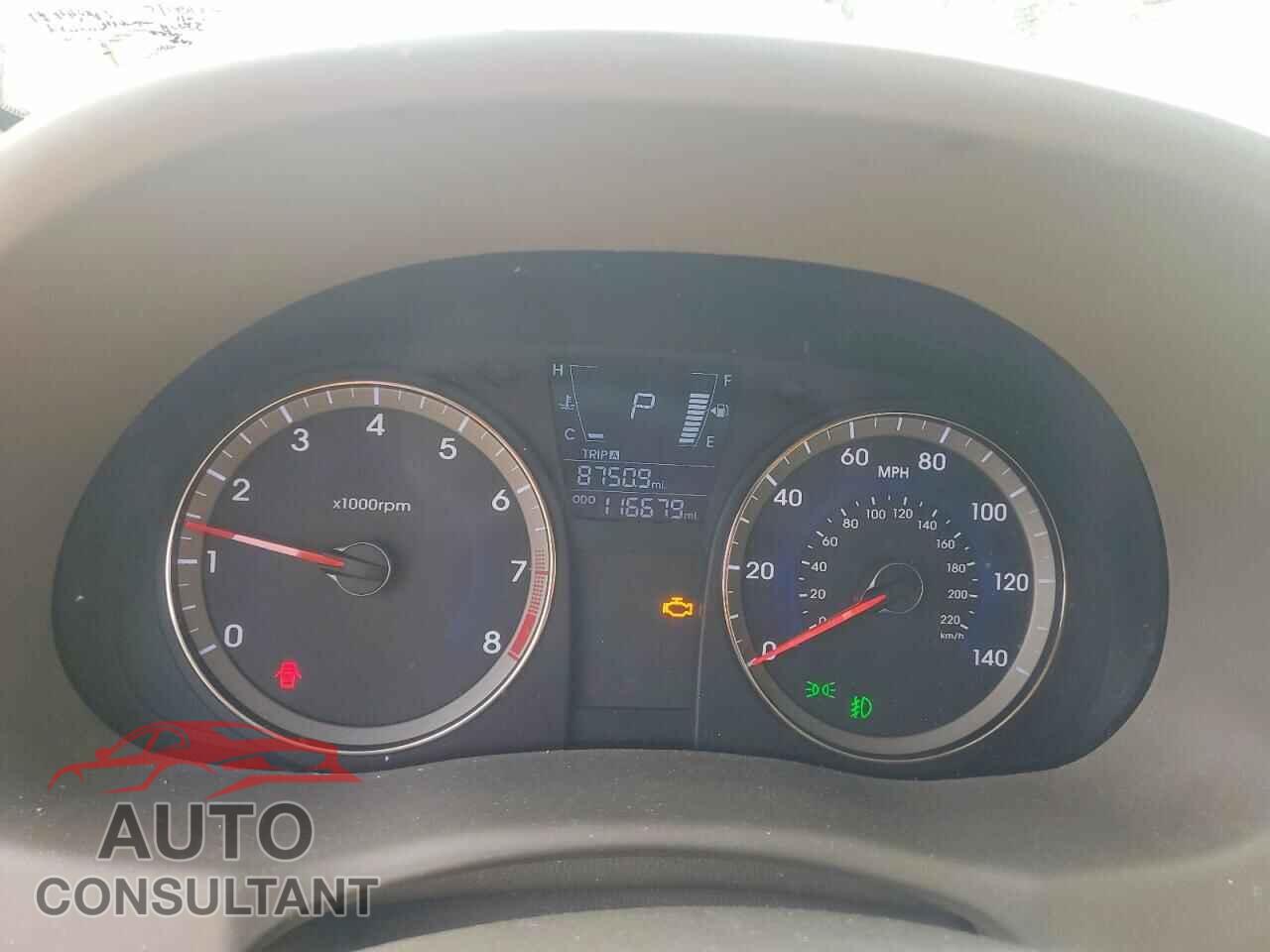 HYUNDAI ACCENT 2013 - KMHCU4AE1DU382326