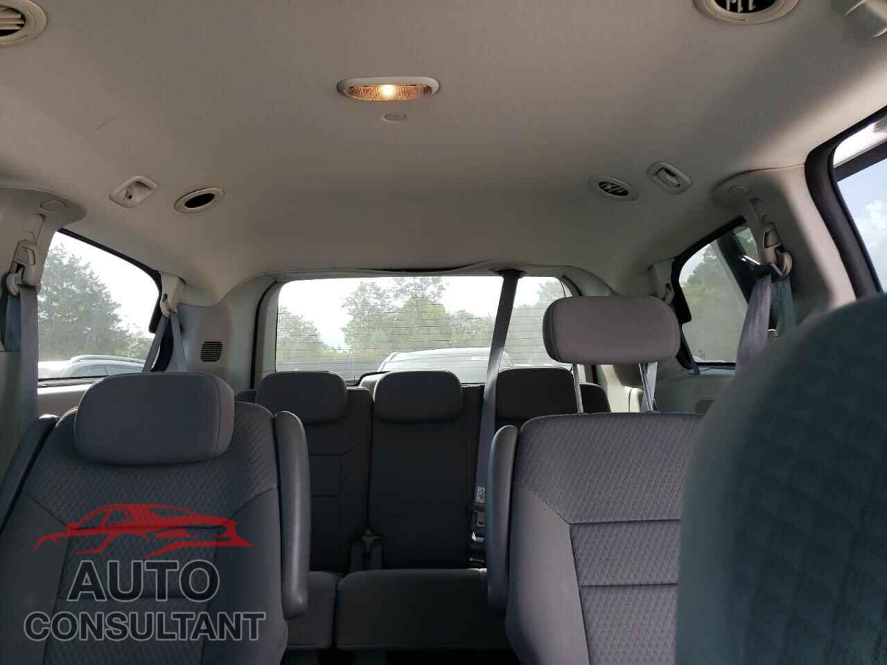DODGE CARAVAN 2010 - 2D4RN4DE9AR111517