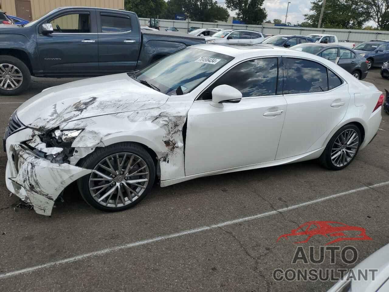 LEXUS IS 2016 - JTHBA1D22G5019846