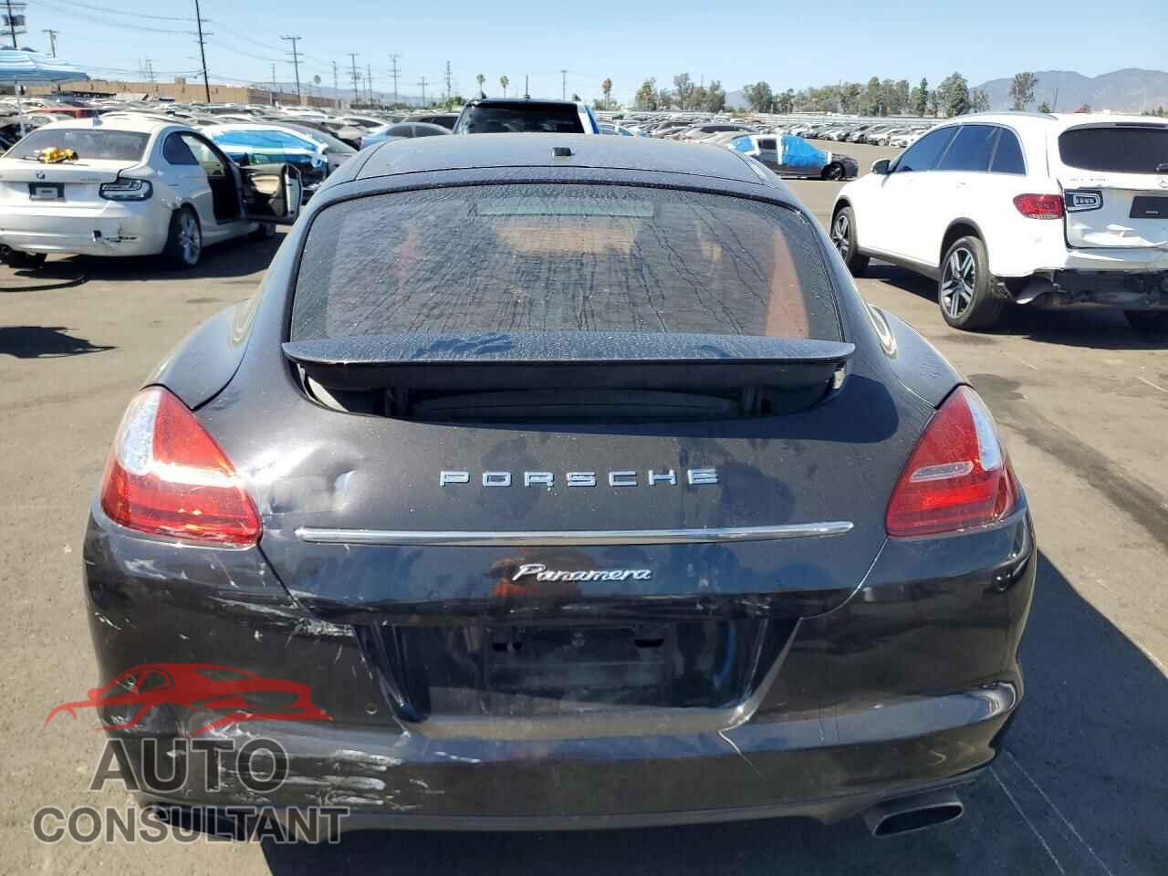 PORSCHE PANAMERA 2011 - WP0AA2A75BL014857