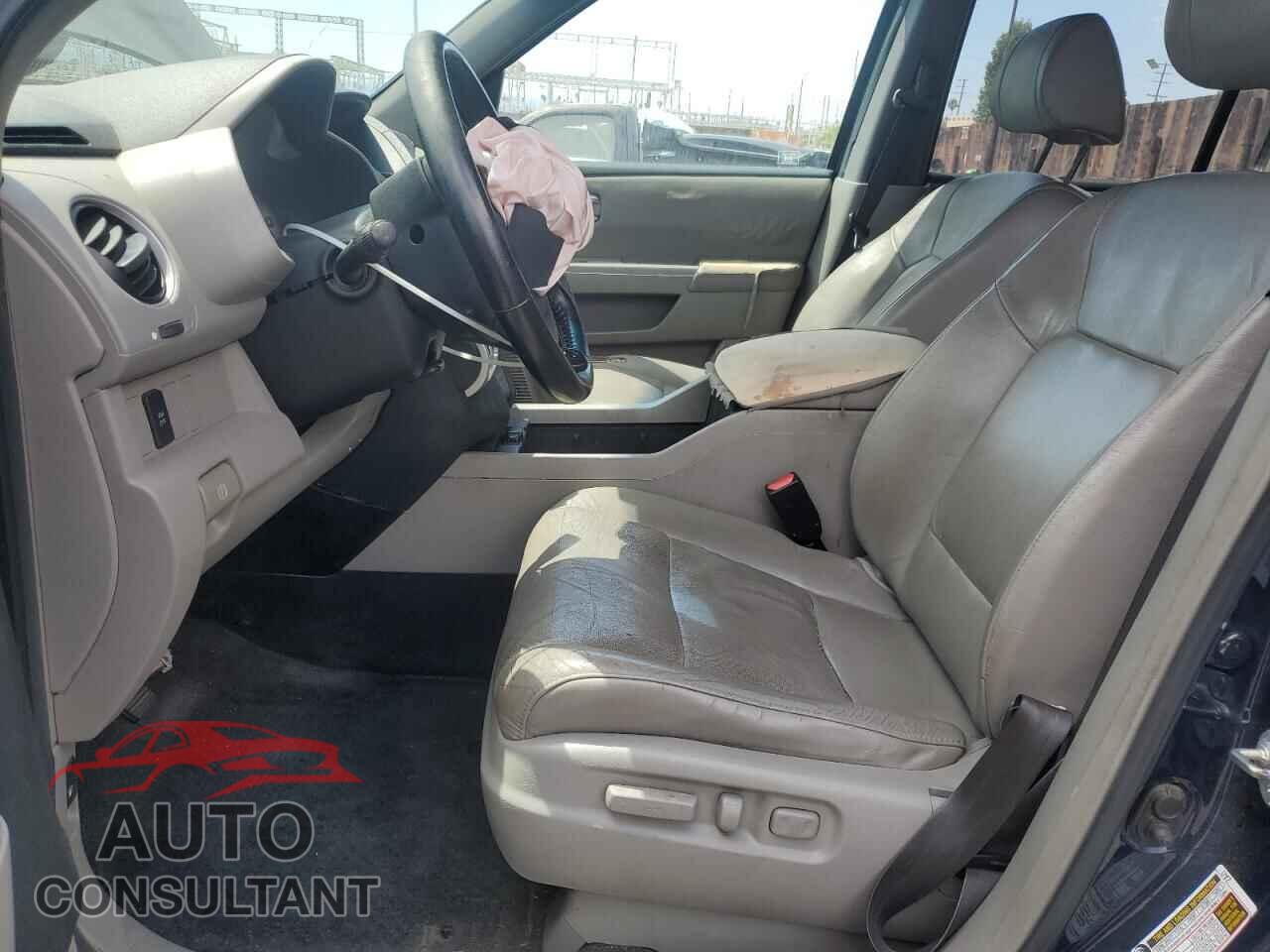 HONDA PILOT 2011 - 5FNYF3H59BB002983