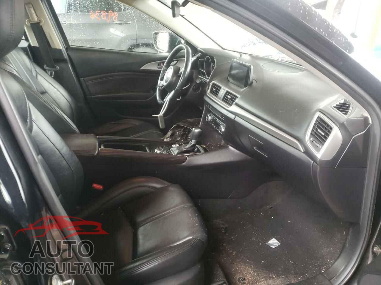 MAZDA 3 2017 - 3MZBN1V77HM146293