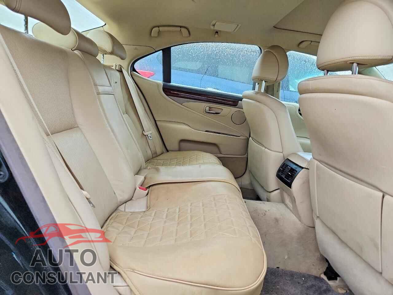 LEXUS LS460 2013 - JTHCL5EF3D5018708