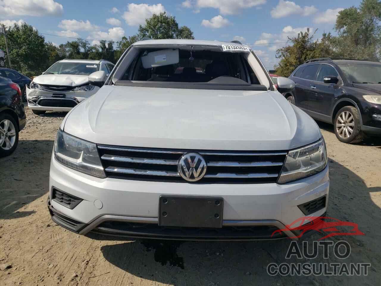 VOLKSWAGEN TIGUAN 2018 - 3VV2B7AXXJM216347