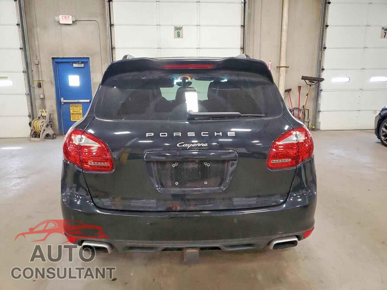 PORSCHE CAYENNE 2014 - WP1AF2A25ELA47933