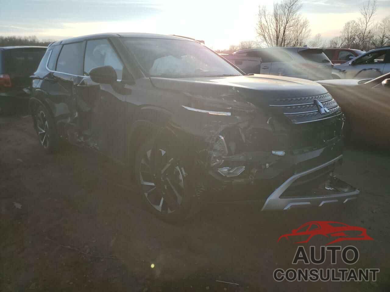 MITSUBISHI OUTLANDER 2022 - JA4J4UA85NZ084771