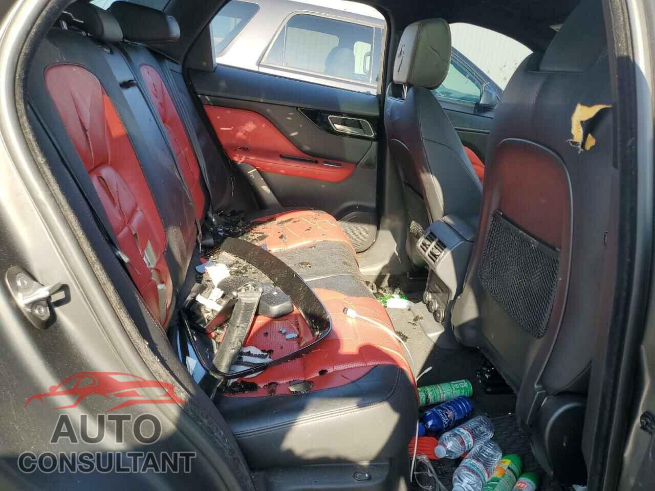 JAGUAR F-PACE 2017 - SADCL2BV2HA898376