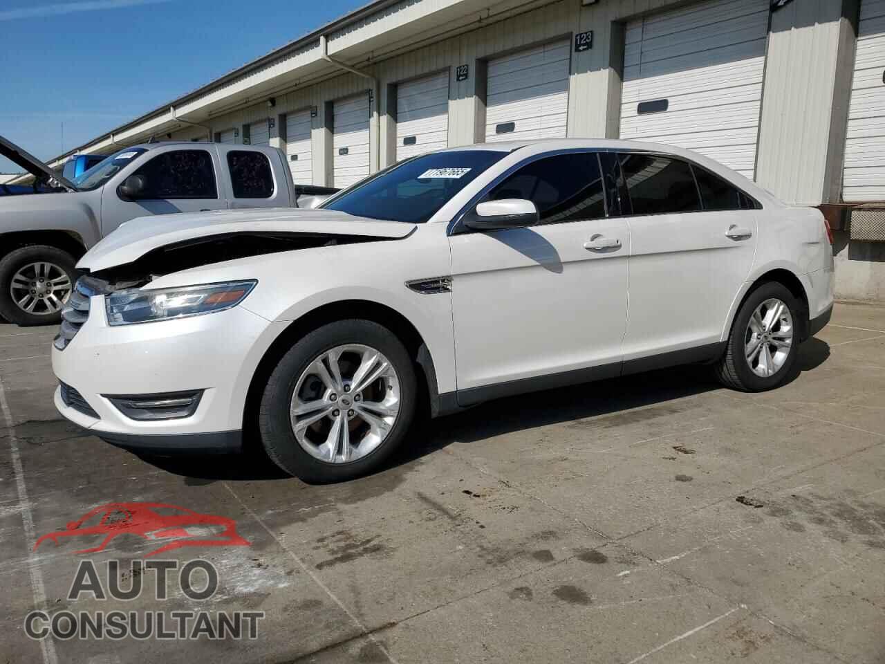 FORD TAURUS 2015 - 1FAHP2E86FG177327