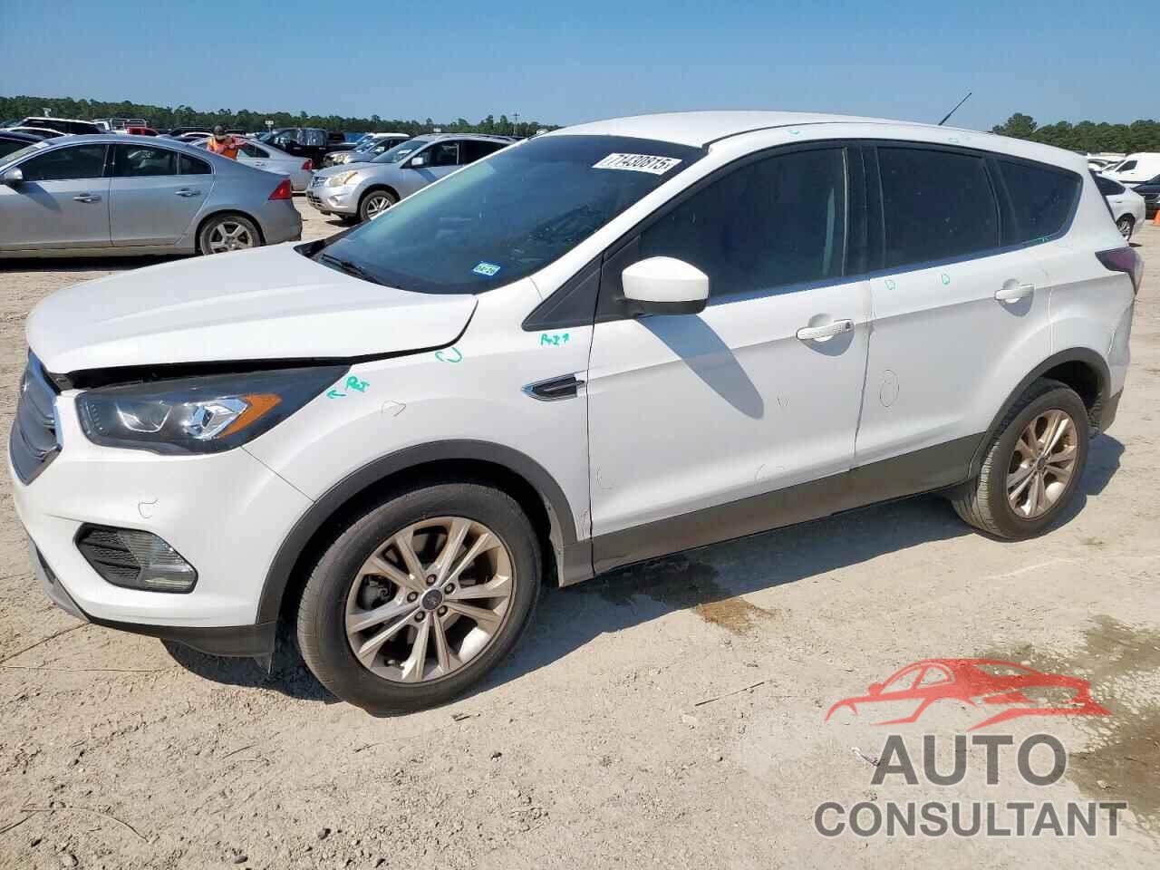 FORD ESCAPE 2017 - 1FMCU0G92HUB31226