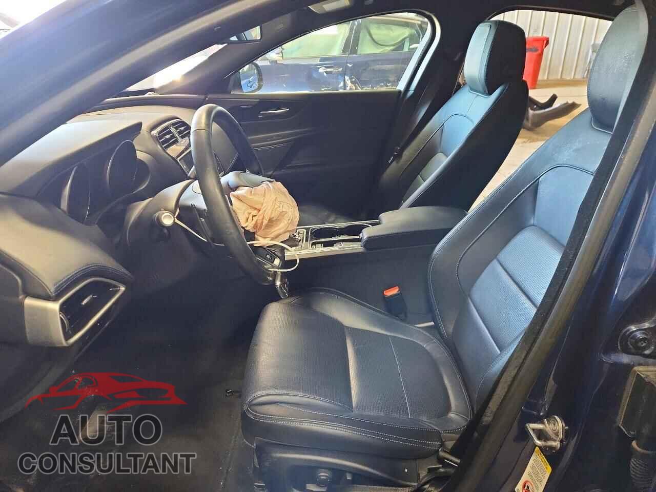 JAGUAR XE 2017 - SAJAL4BV1HA952041