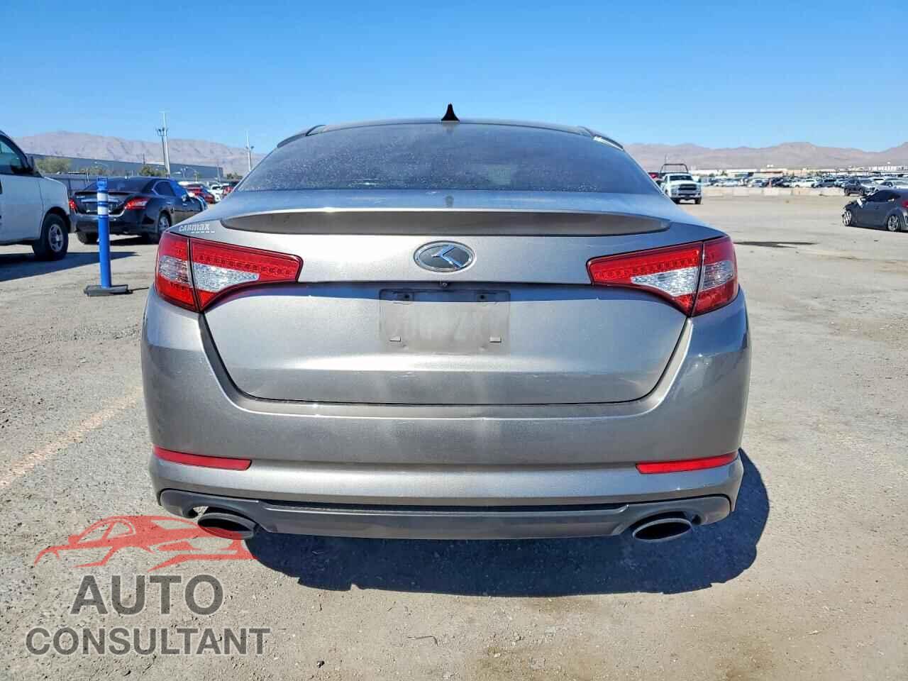 KIA OPTIMA 2013 - 5XXGR4A65DG227106