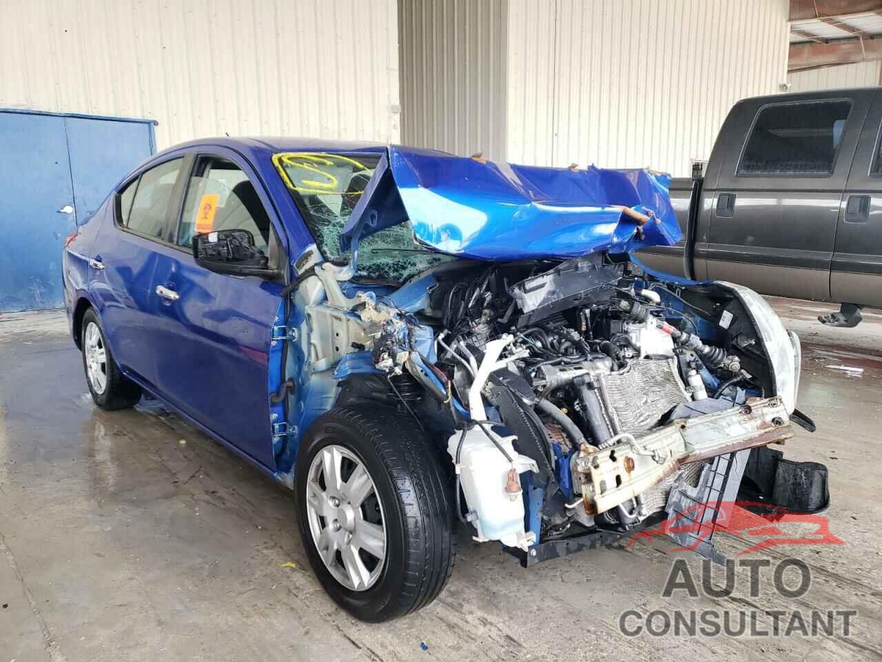 NISSAN VERSA 2017 - 3N1CN7AP5HL841459