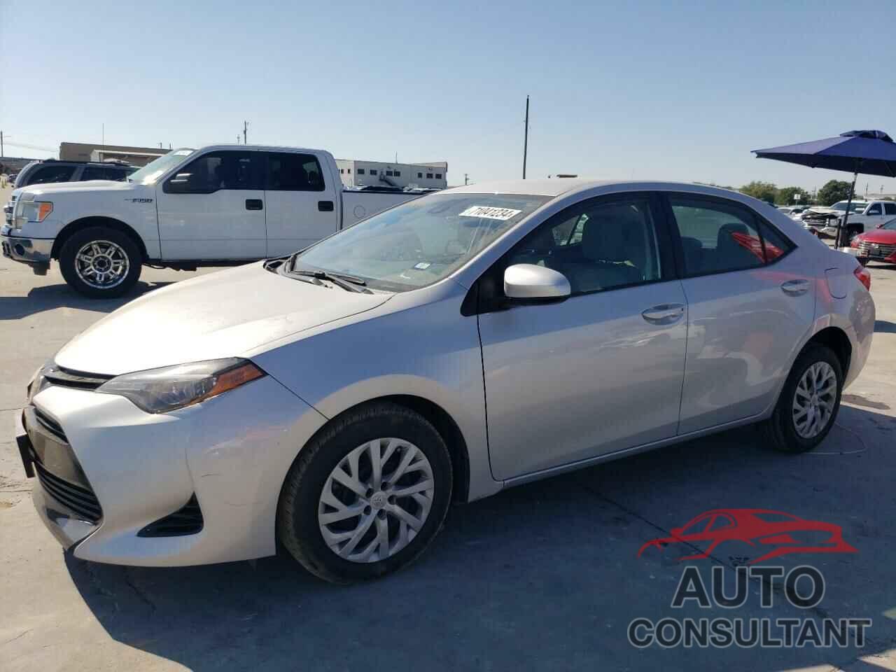 TOYOTA COROLLA 2017 - 5YFBURHEXHP701261