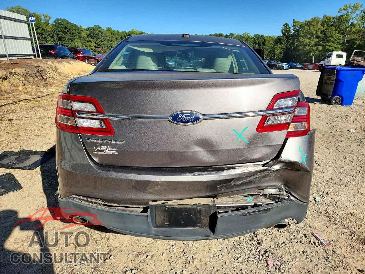 FORD TAURUS 2013 - 1FAHP2D85DG105629
