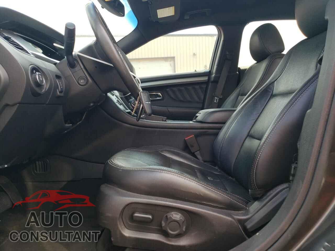 FORD TAURUS 2015 - 1FAHP2E85FG102196