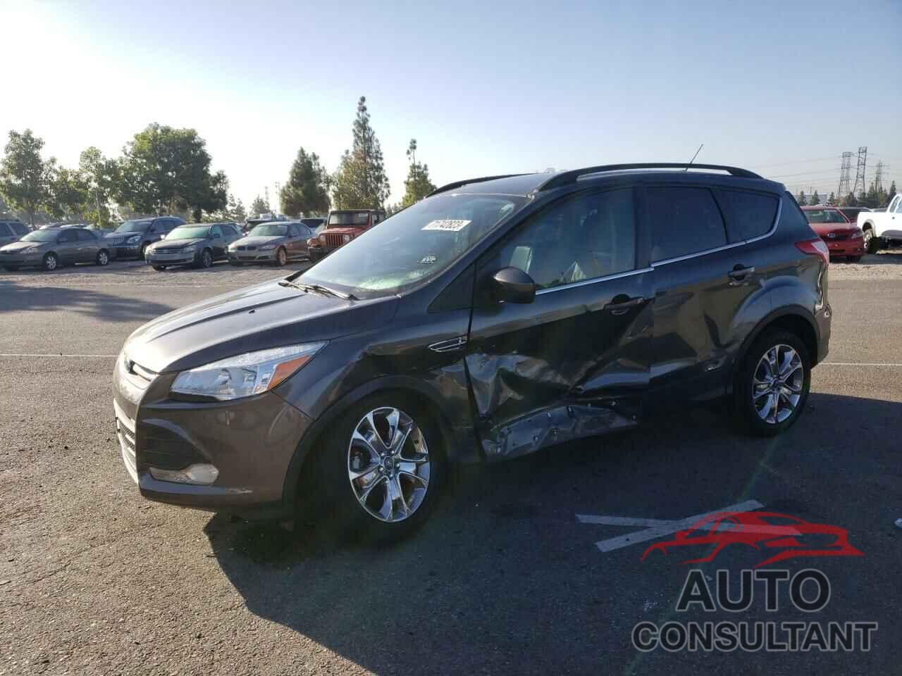 FORD ESCAPE 2015 - 1FMCU0GX0FUC36830