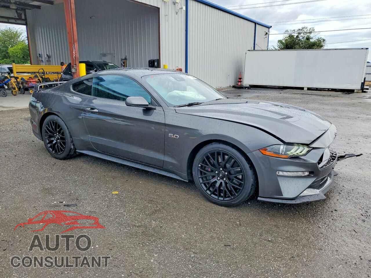 FORD MUSTANG 2019 - 1FA6P8CF1K5194800