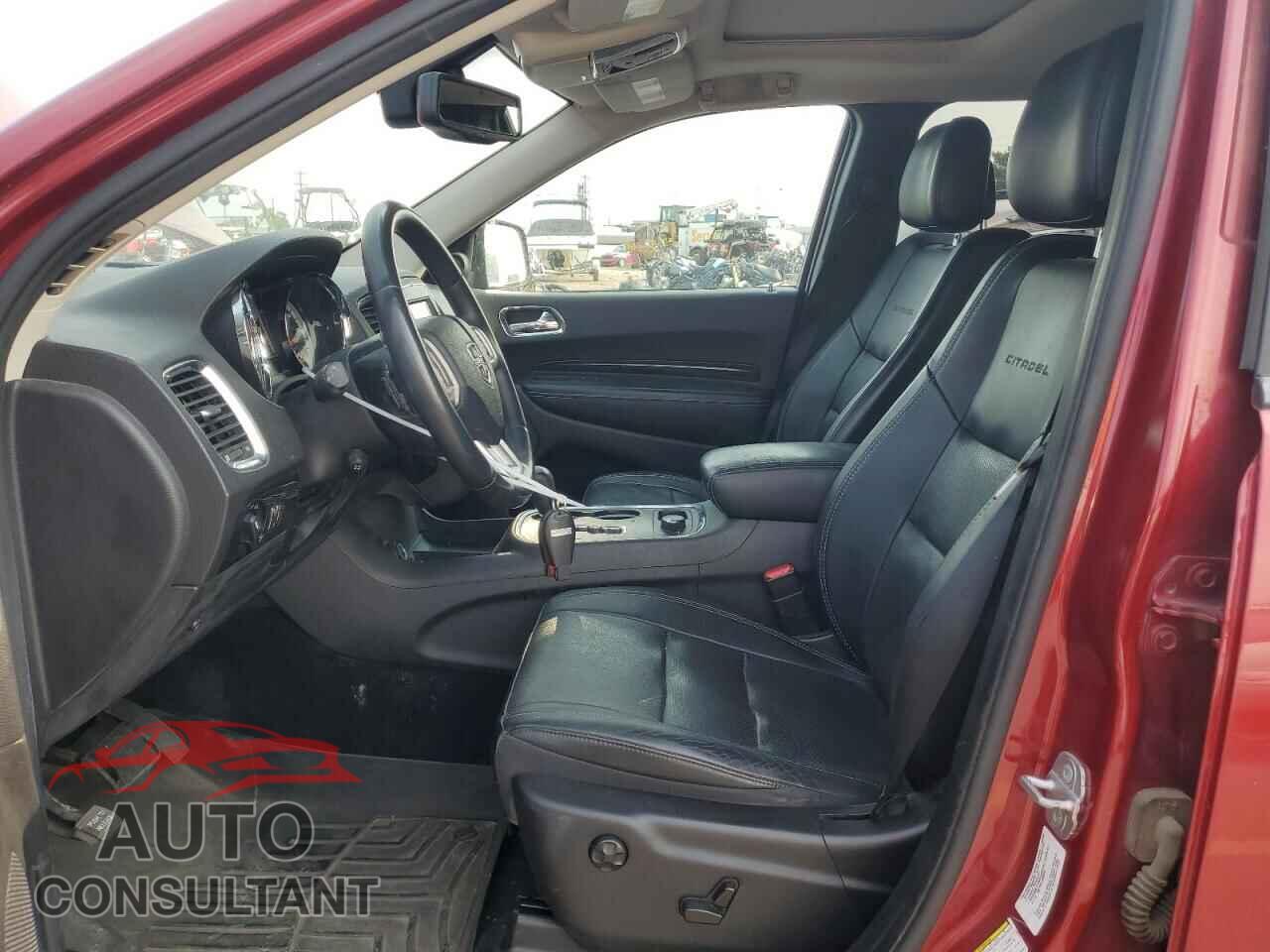 DODGE DURANGO 2013 - 1C4SDJET1DC688231