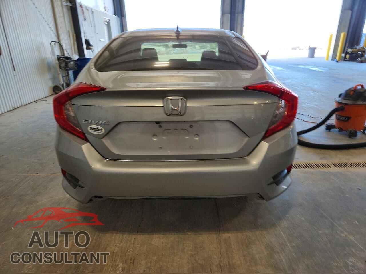 HONDA CIVIC 2017 - 19XFC2F71HE017247