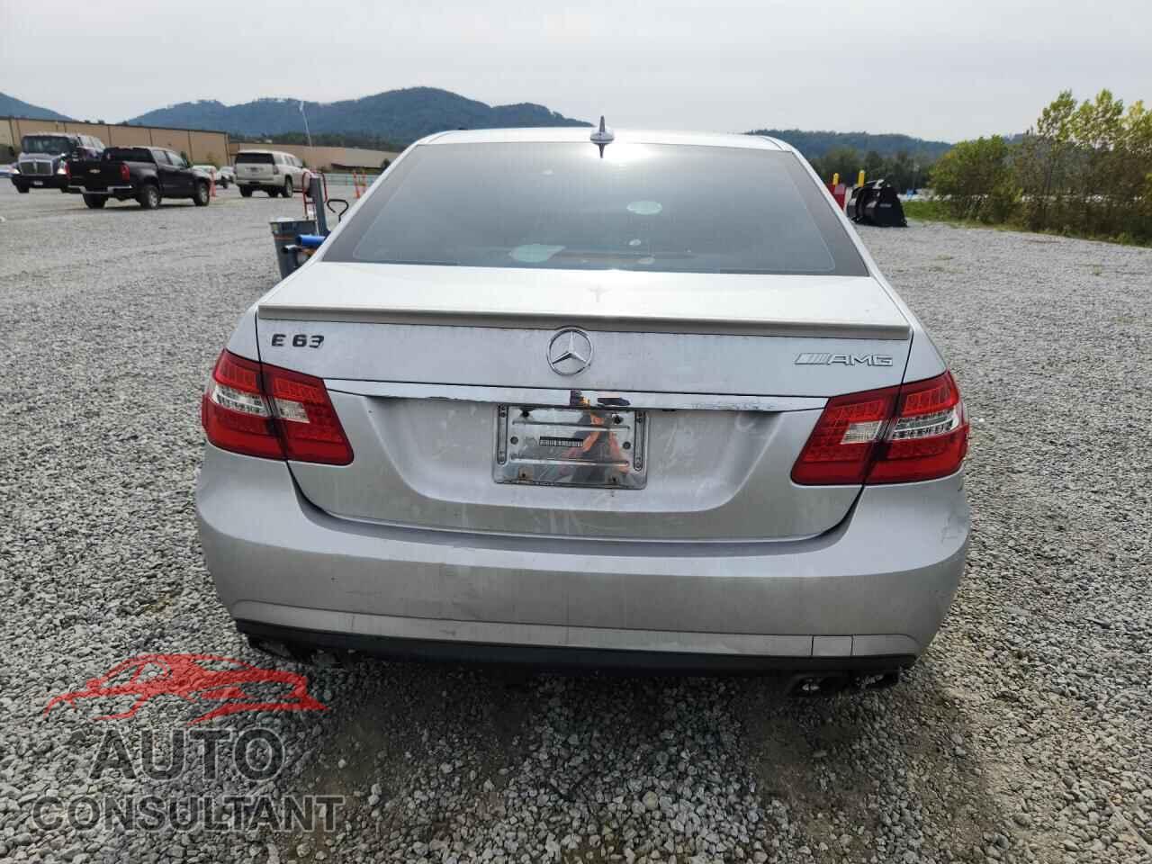 MERCEDES-BENZ E-CLASS 2012 - WDDHF7EB3CA626523