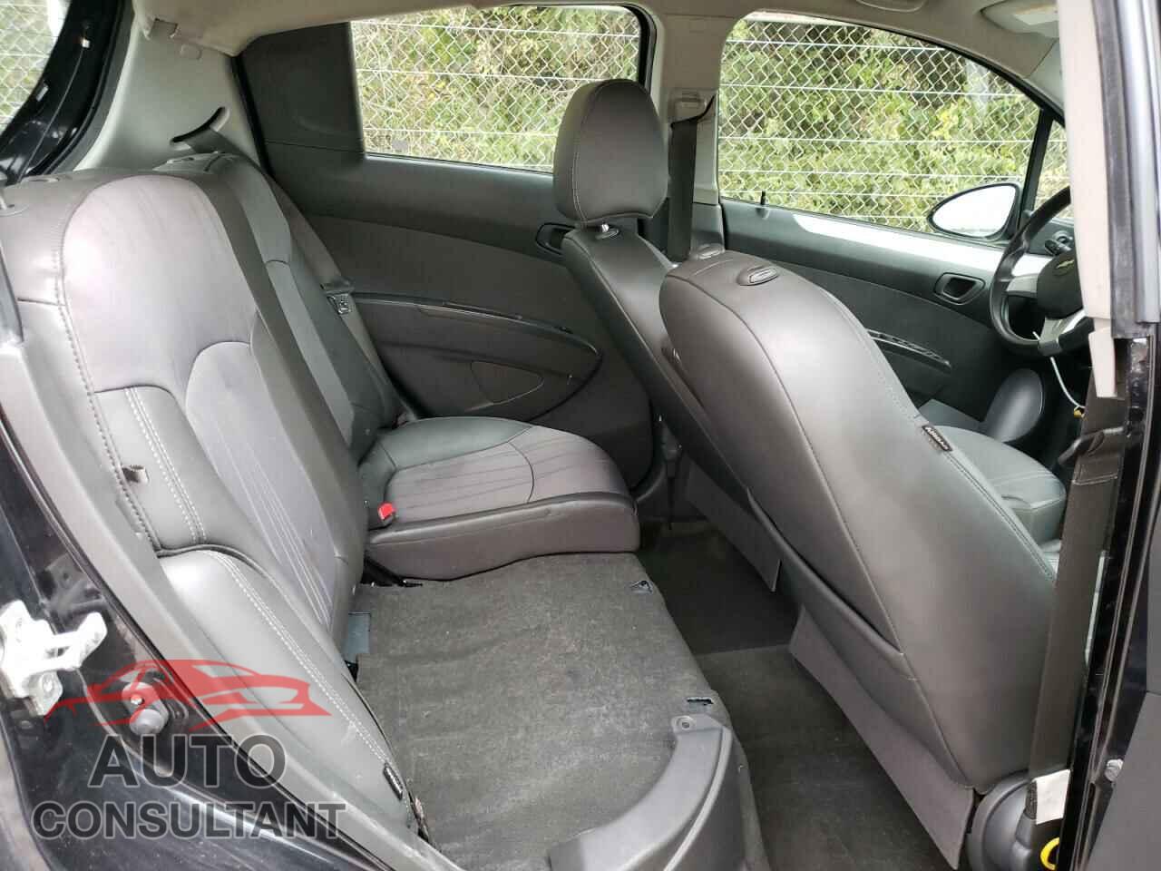 CHEVROLET SPARK 2015 - KL8CB6S98FC801362