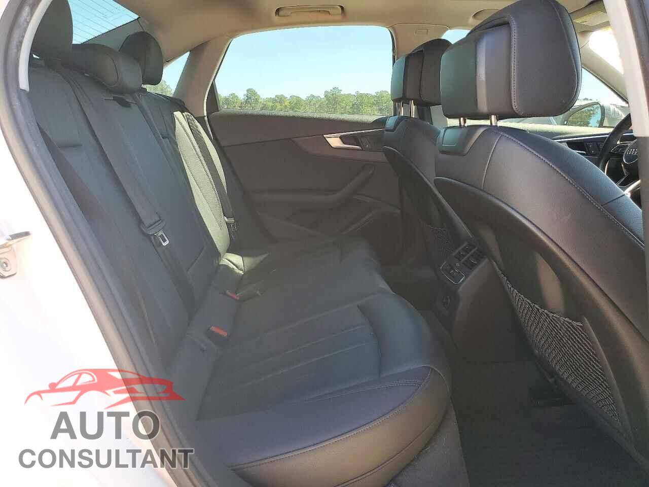 AUDI A4 2017 - WAUDNAF43HN053810