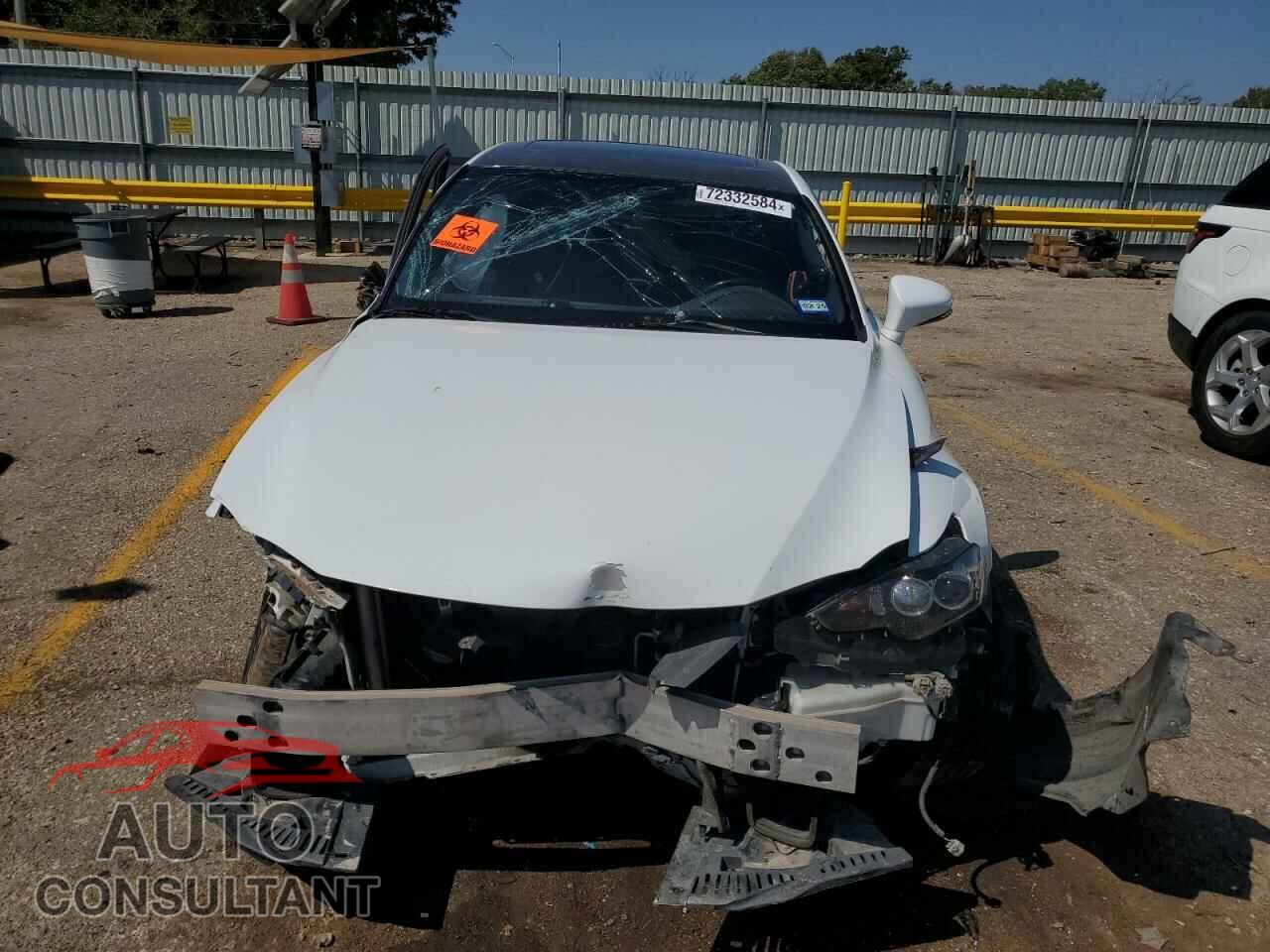 LEXUS IS 2014 - JTHCE1D25E5005476