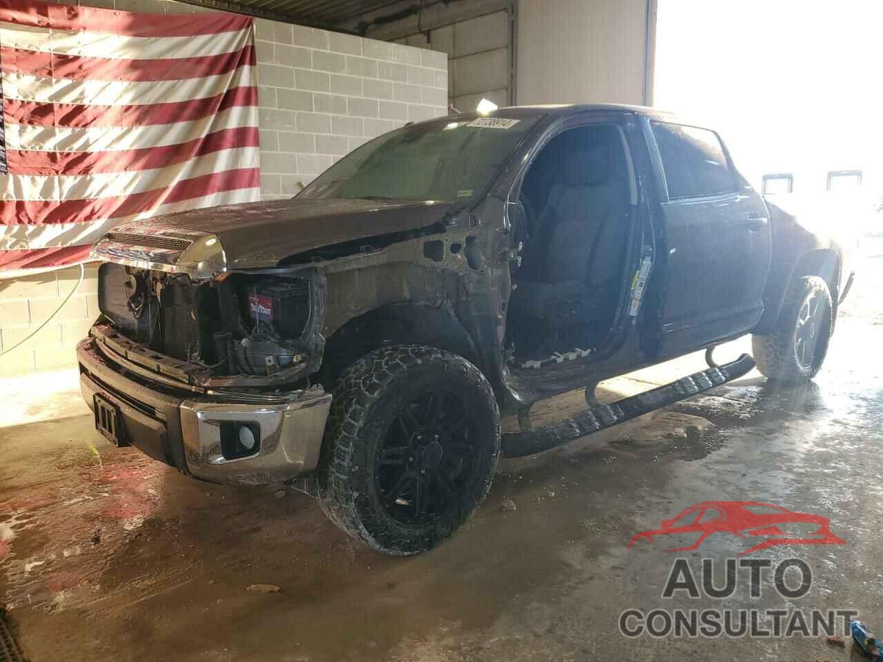 TOYOTA TUNDRA 2018 - 5TFDW5F12JX710023