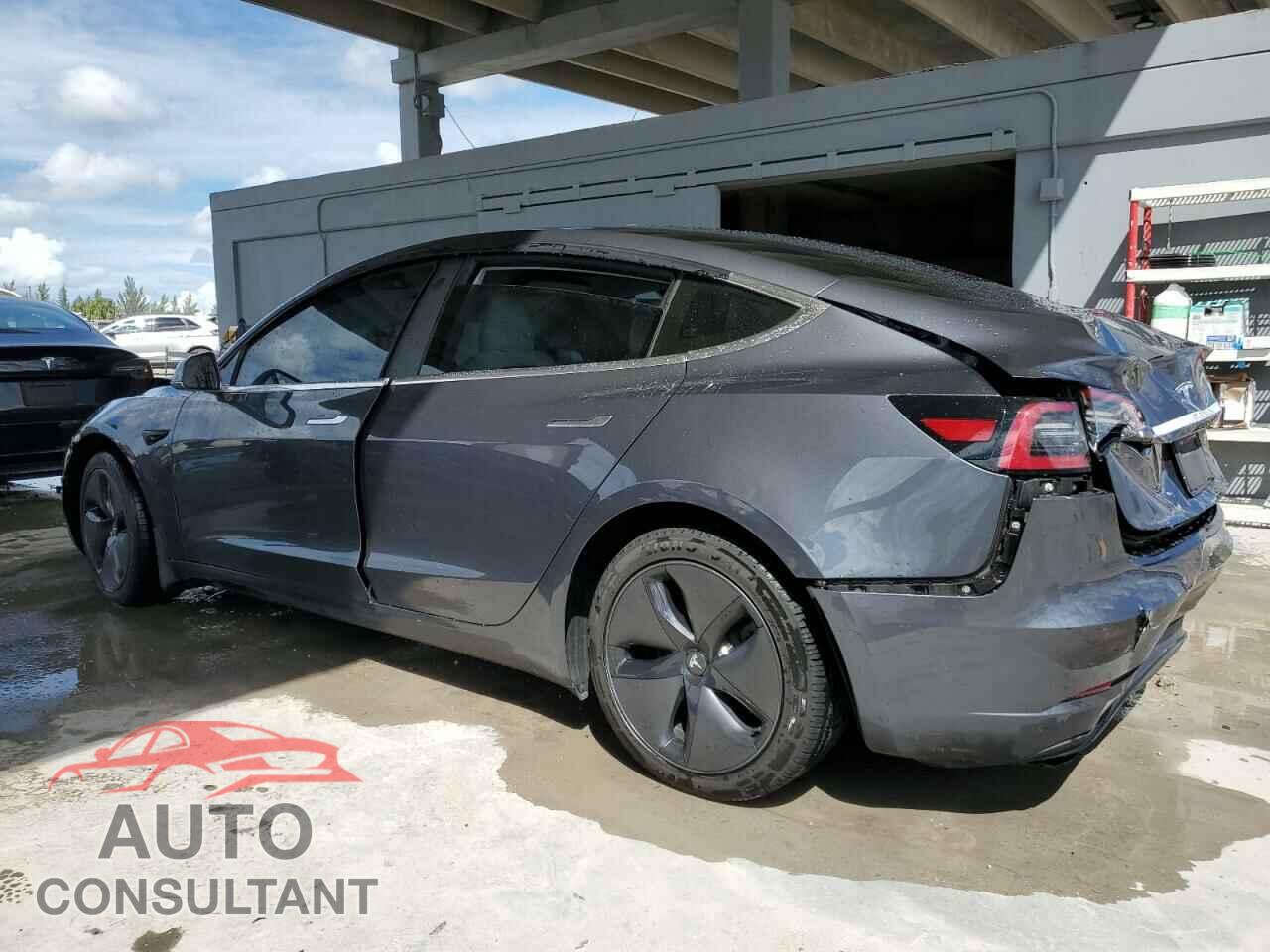 TESLA MODEL 3 2019 - 5YJ3E1EB3KF195045