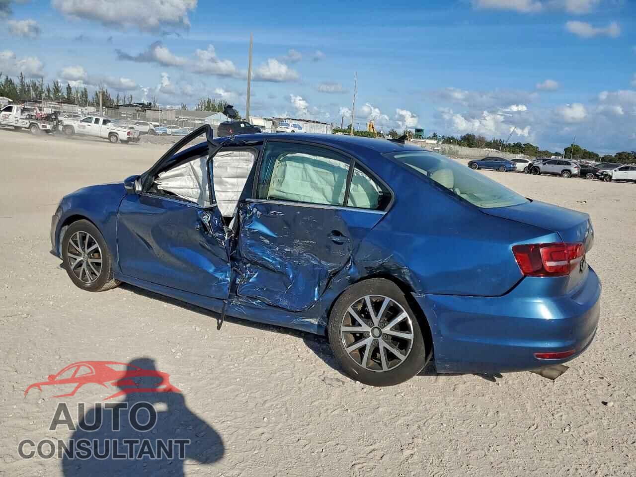 VOLKSWAGEN JETTA 2017 - 3VWDB7AJ8HM387382