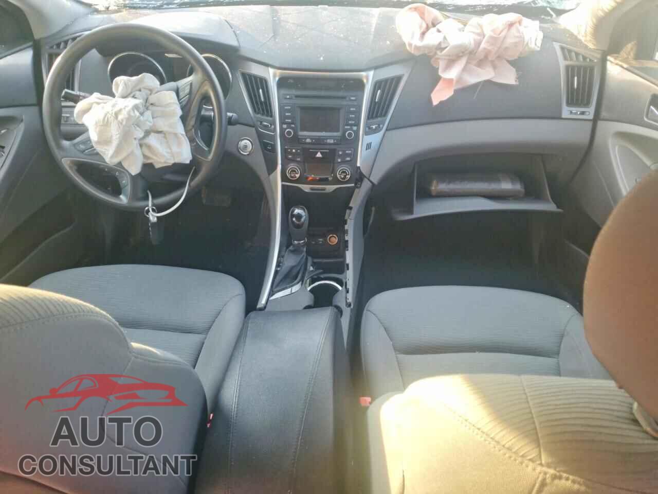 HYUNDAI SONATA 2015 - KMHEC4A48FA134730
