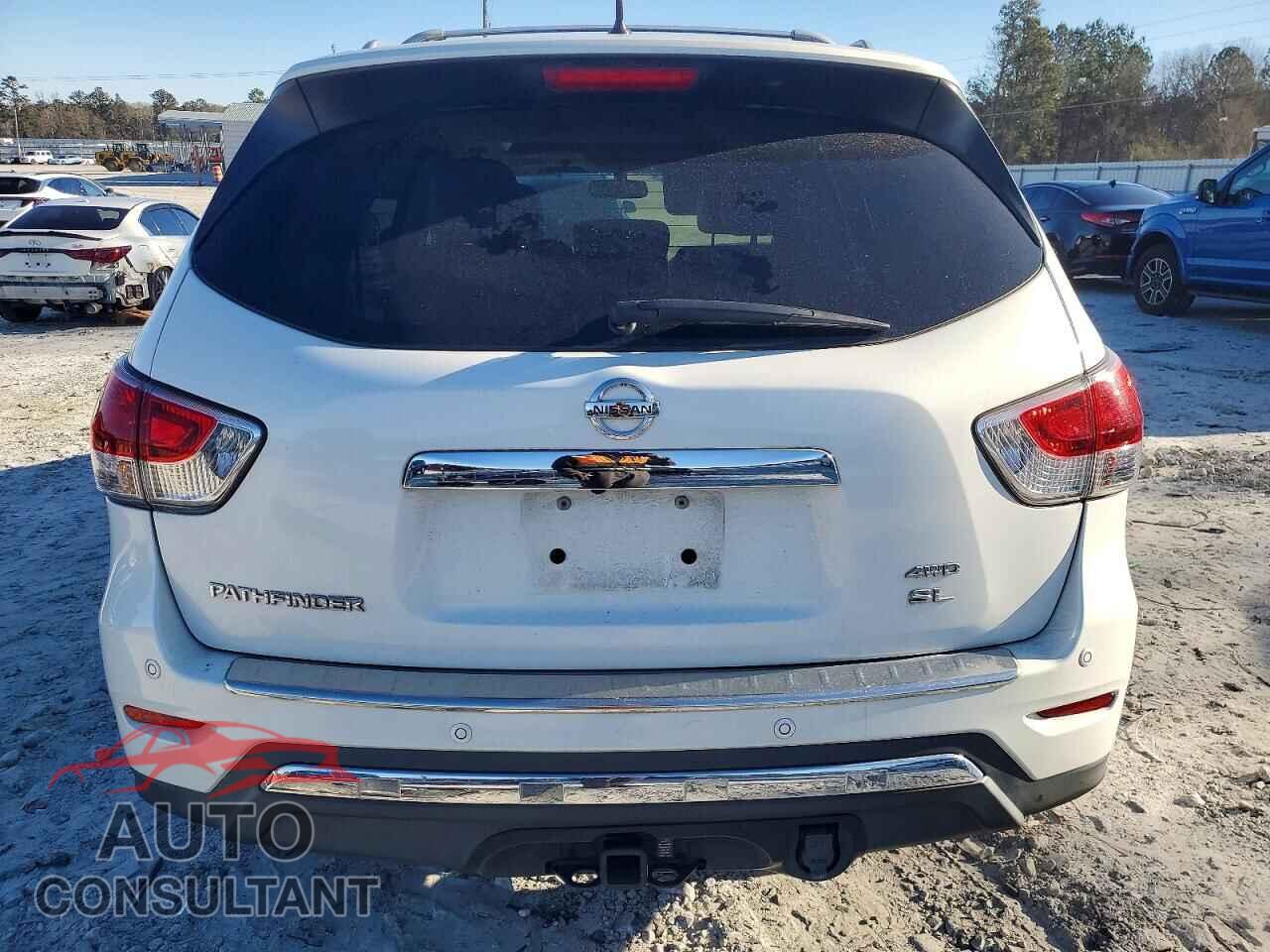 NISSAN PATHFINDER 2014 - 5N1AR2MM4EC626011