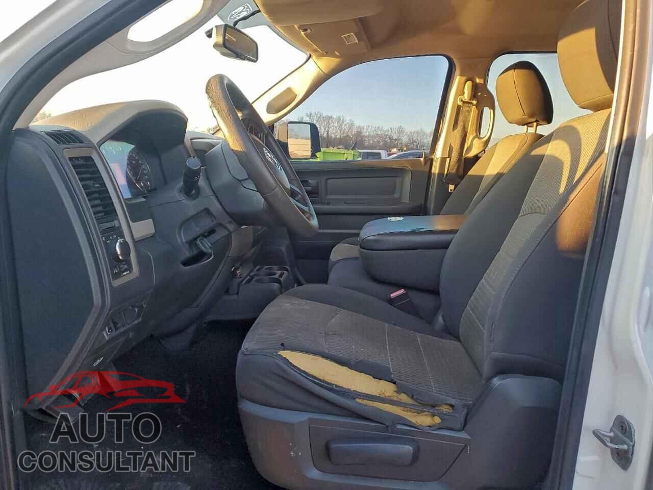 DODGE RAM 1500 2012 - 1C6RD7FT5CS126182