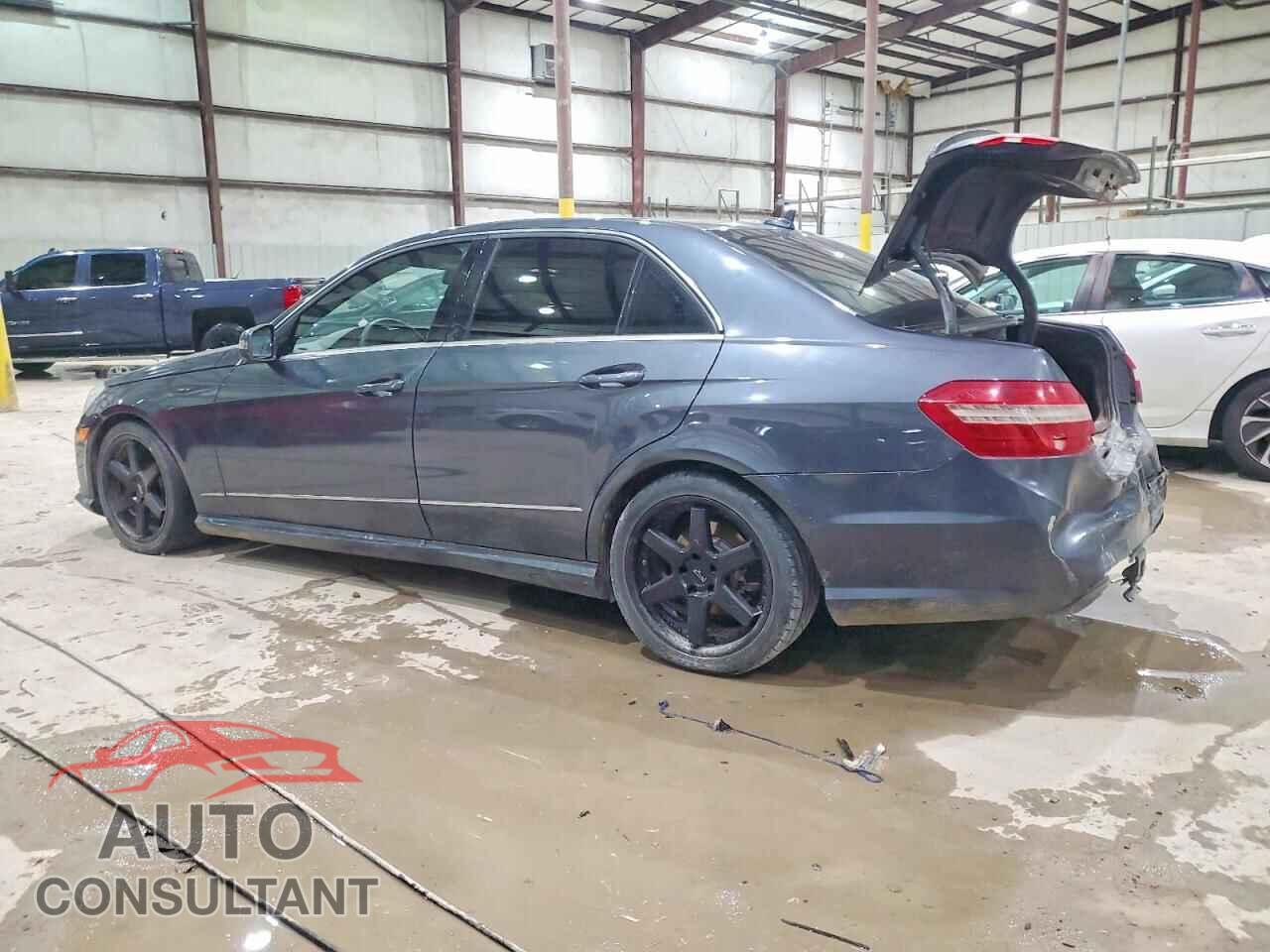 MERCEDES-BENZ E-CLASS 2011 - WDDHF8HB3BA434597