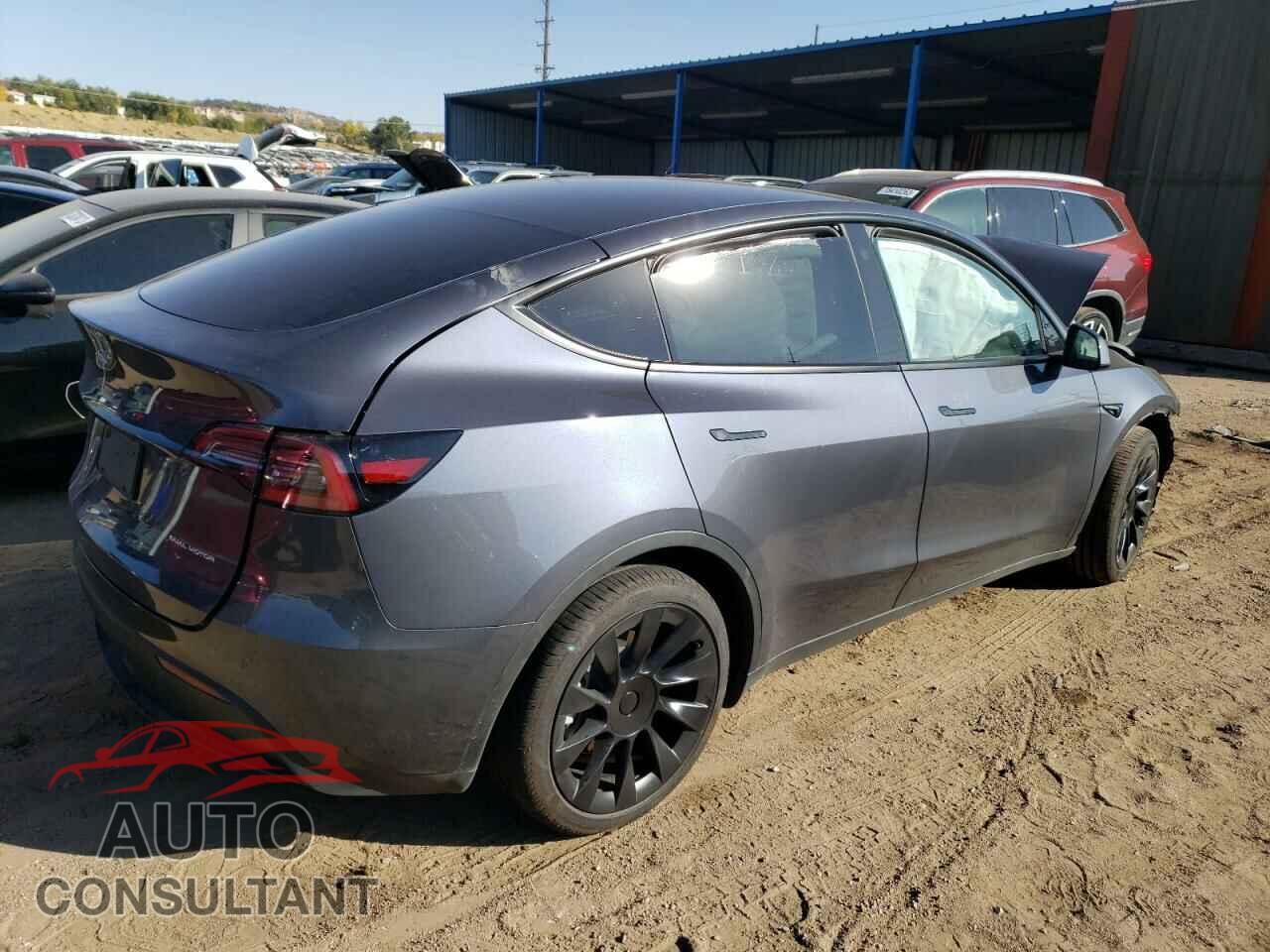 TESLA MODEL Y 2023 - 7SAYGDEE8PF767426