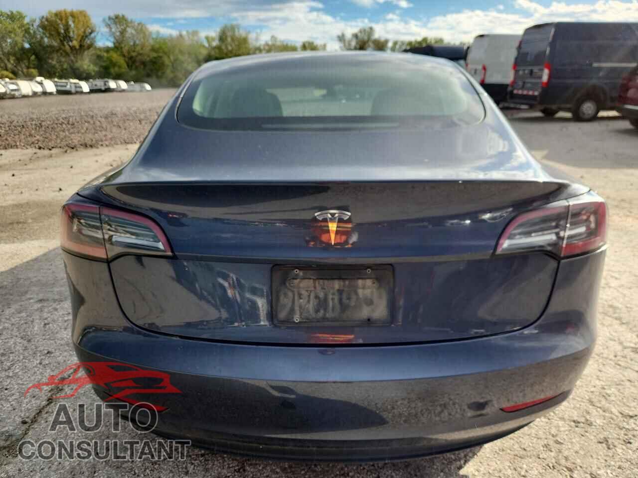 TESLA MODEL 3 2023 - 5YJ3E1EA9PF459772